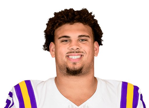Braelin Moore headshot