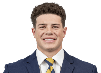 Cade Uluave headshot