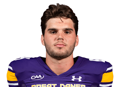 Carter Moses headshot
